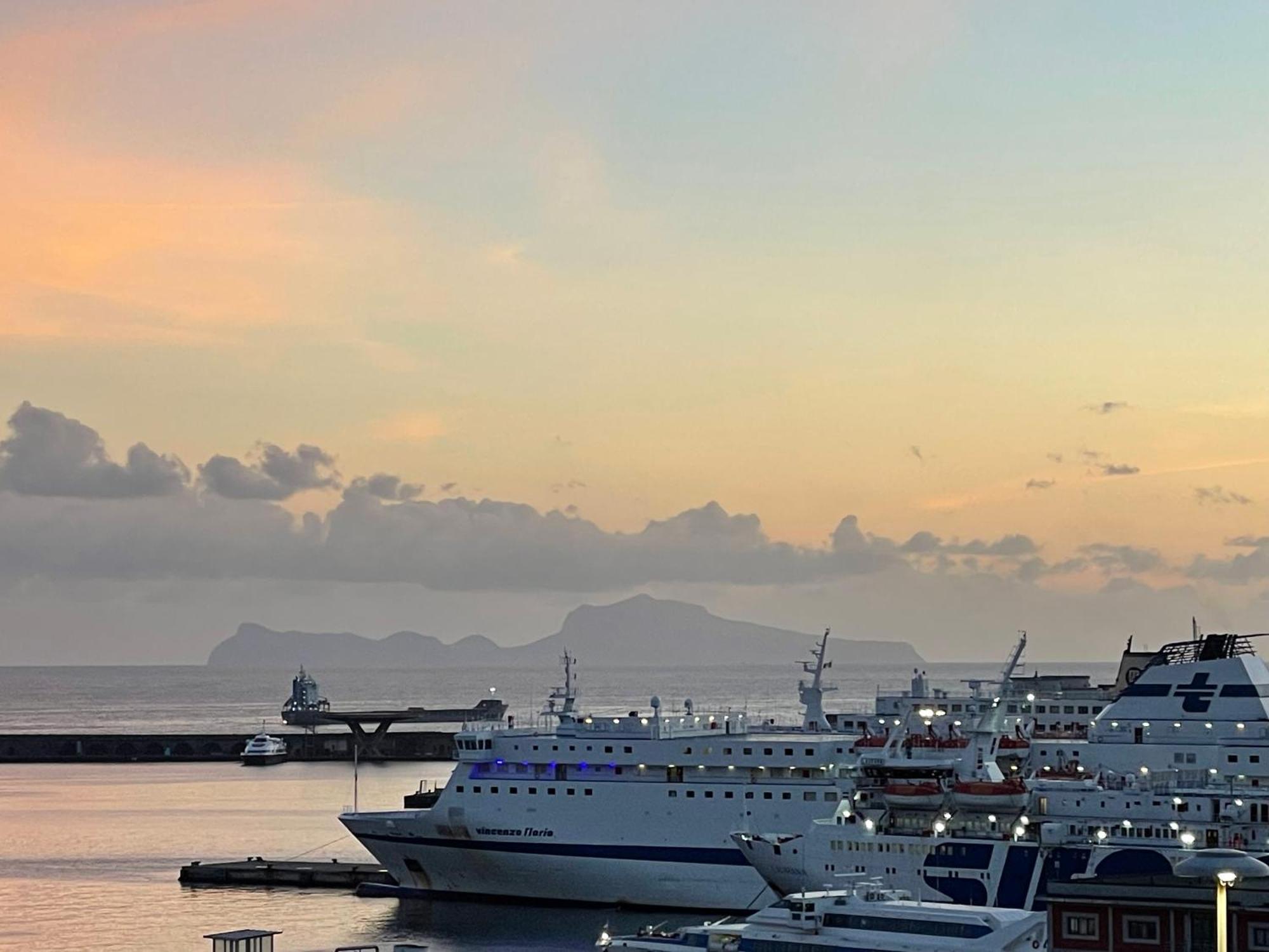 Marina Sea View Naples